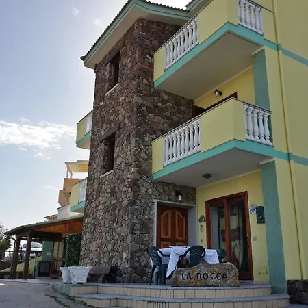 La Rocca *